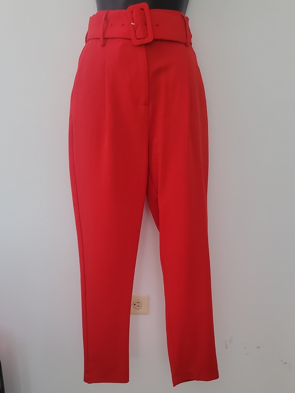 High-Waist Red Belted Tapered Pants - Women